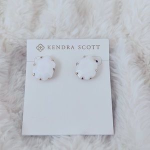 *VINTAGE* Kendra Scott Morgan Earrings EUC - White